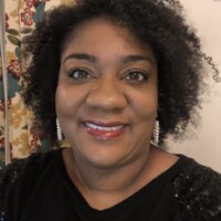 Tiffany Elzie-2021 Veteran Educator.jpg